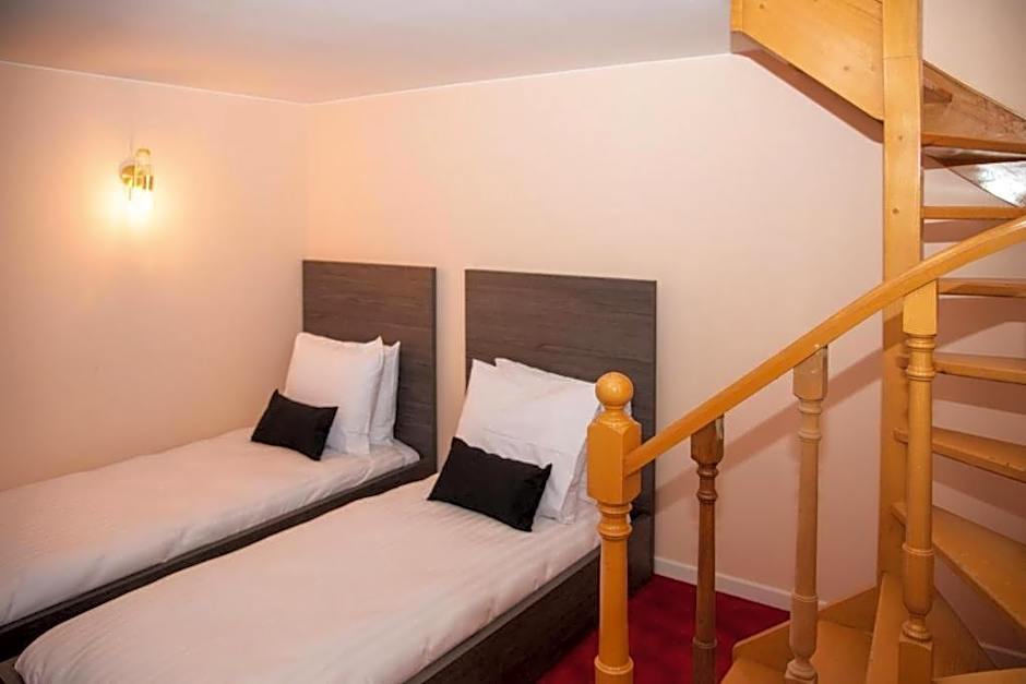 La Bourse Hotel