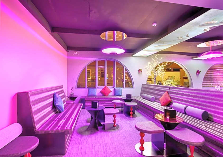 The Metropolitan Spring Hill