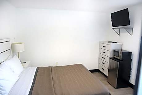 Queen Bed