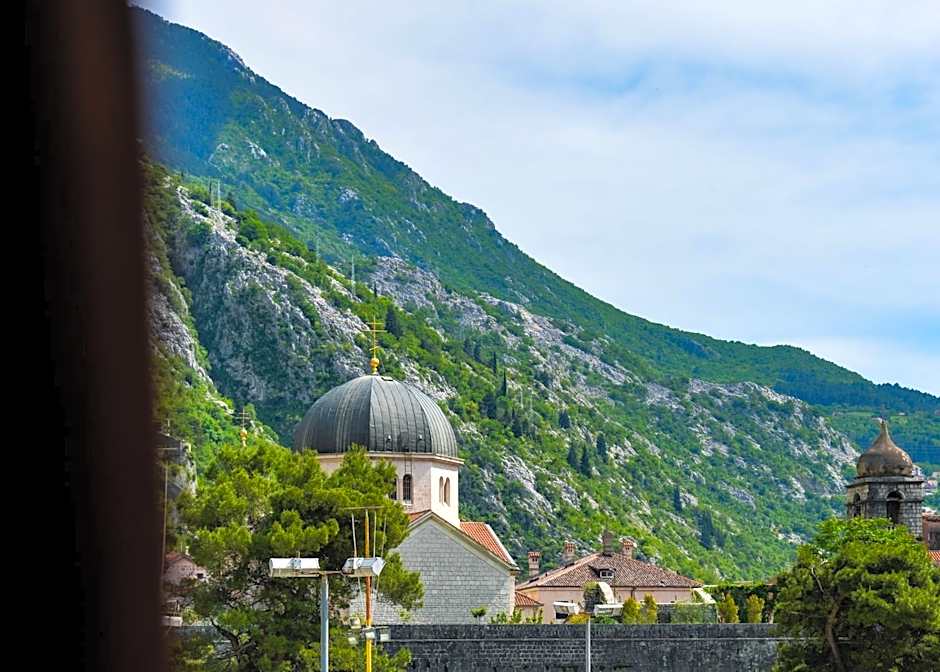 Apartments & rooms - TIANIS - Self check-in