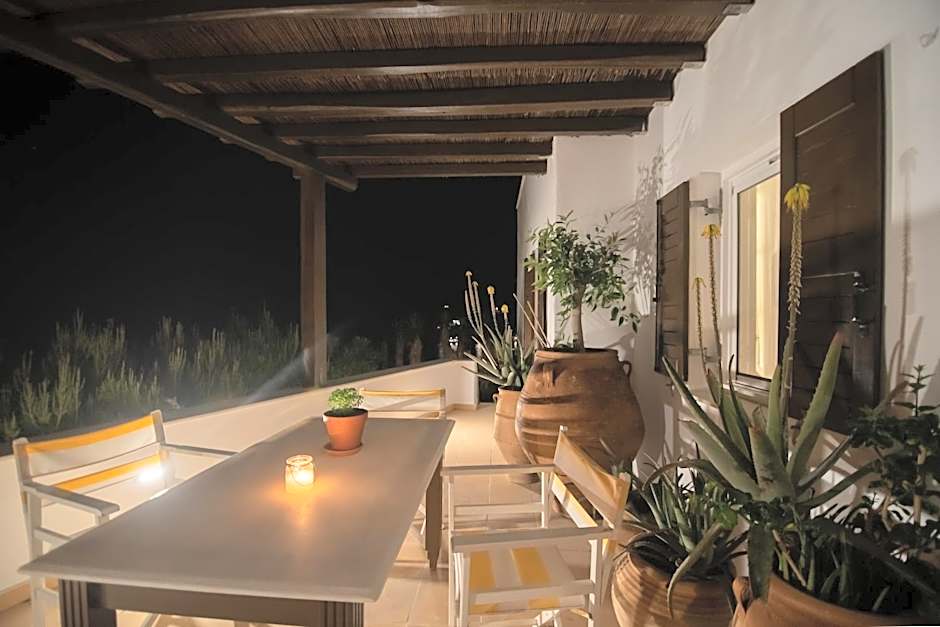 Lotos Beach Home