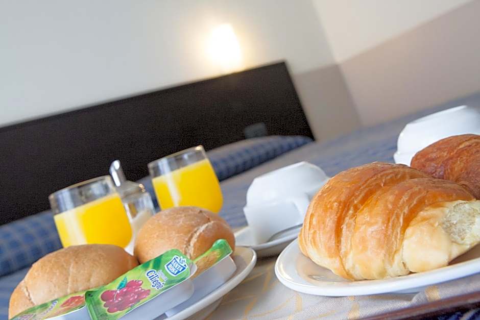 Auto Park Hotel