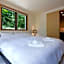 Solar Chalets by HHG