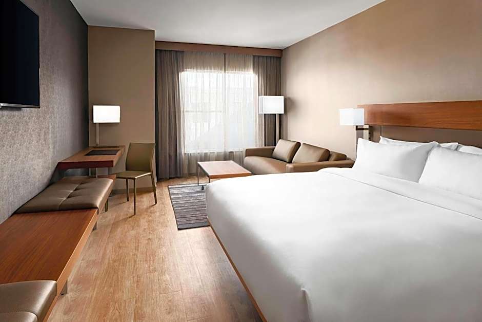 AC Hotel by Marriott Chapel Hill Downtown