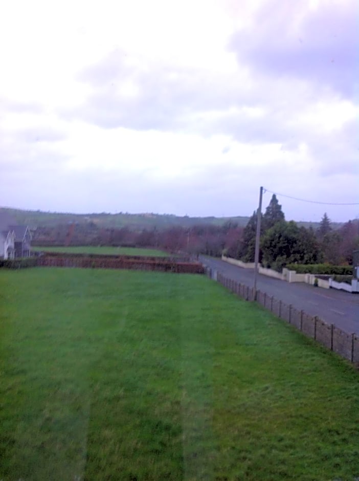 Hill View B&B Silvermines Buget Accomodation