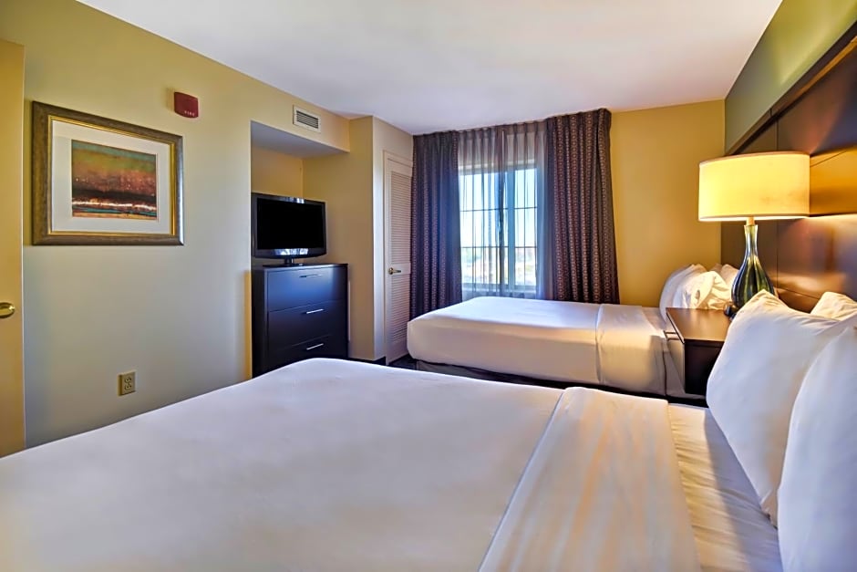 Staybridge Suites Madison - East