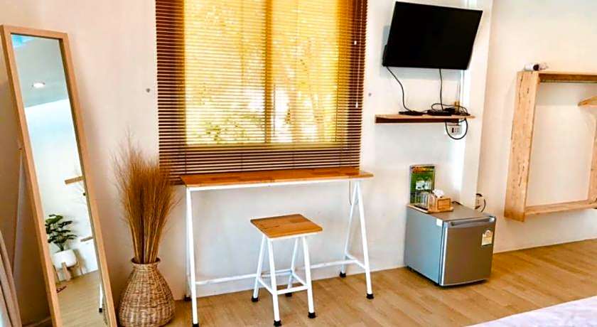 Baancaptainhook pool kohlarn