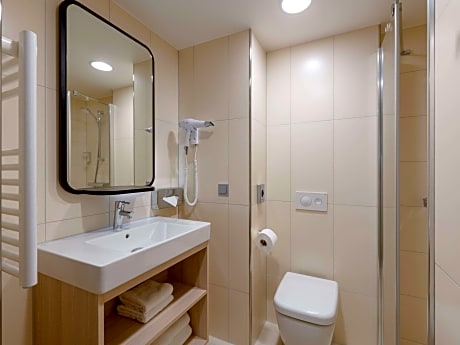 Studio For 2 People With A Double Bed