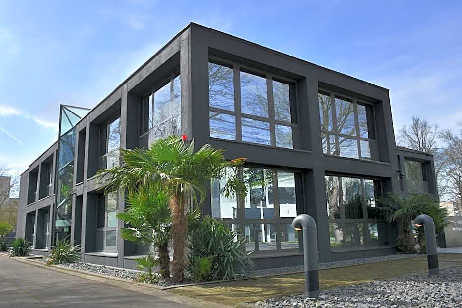 TIBET HOTEL am Airport Düsseldorf-Ratingen