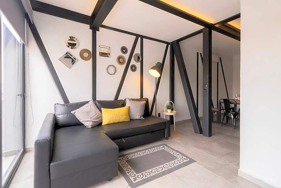 1PH Hidden gem in Centro Fits 10 private terrace