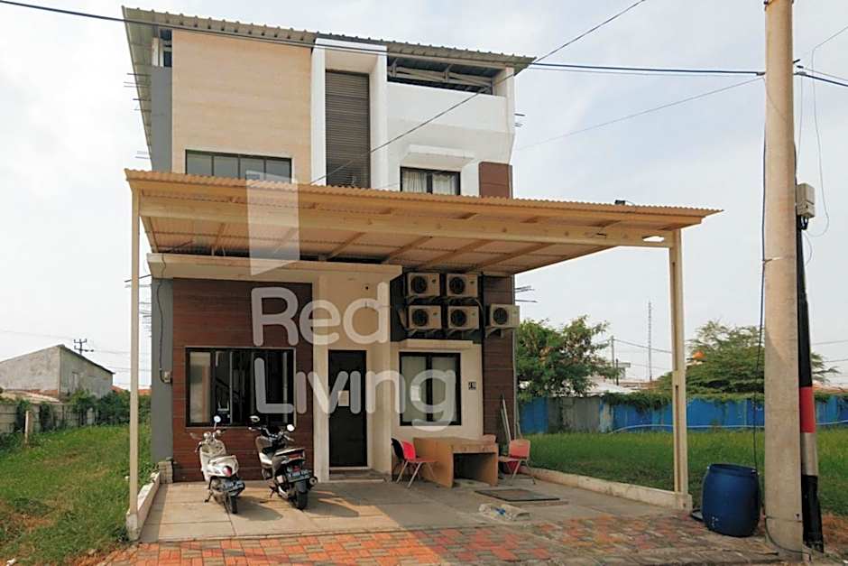 Columbus Residence J10 near RSUD Karawang Mitra RedDoorz
