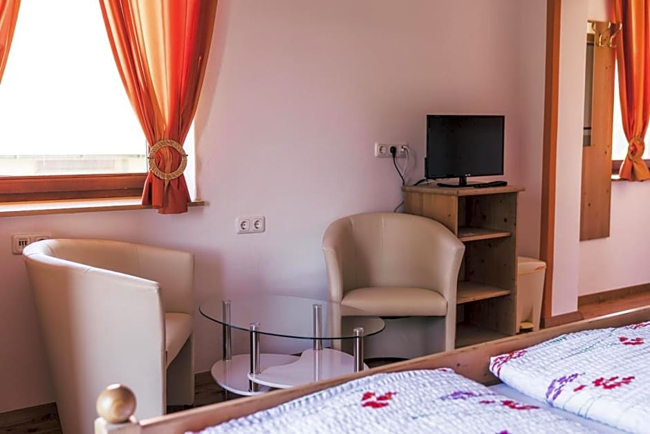 Wein & Gästehof Erlacher