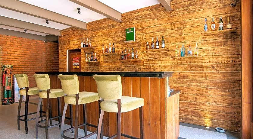 Oak Ray Regency Hotel