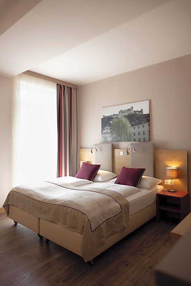 HOTEL max70