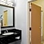 HomeTowne Studios by Red Roof East Lansing - Okemos