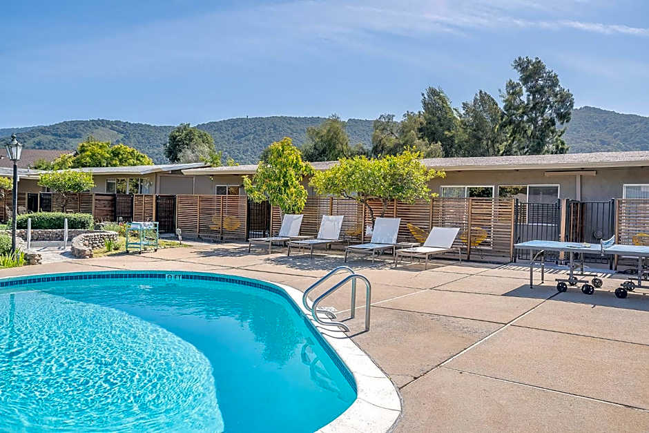 Contenta Inn