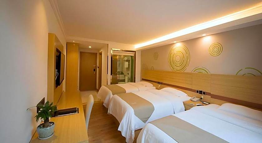 GreenTree Inn Qingyuan Qinghe Avenue Branch
