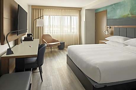 King Room with Waterview