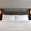 Holiday Inn Express & Suites Kansas City KU Medical Center By IHG