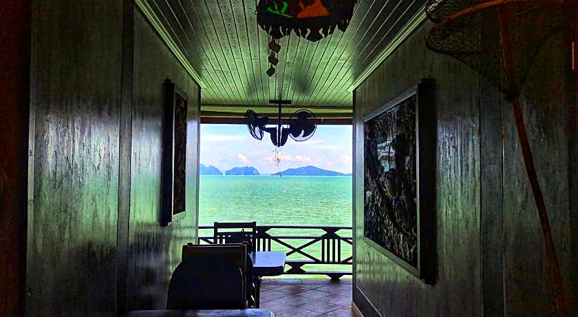 The mangrove old town