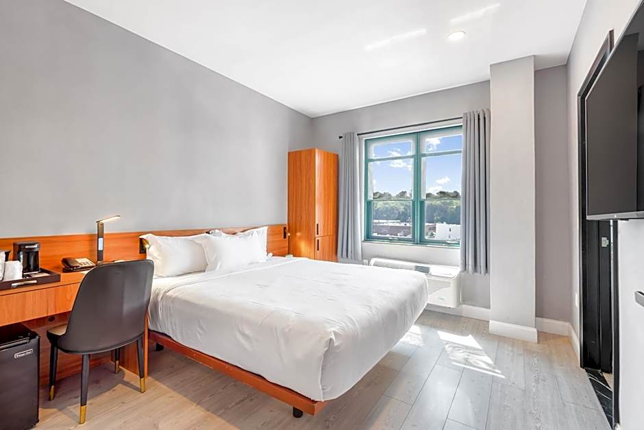 Liberty View Brooklyn Hotel