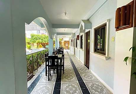 Simon's Heritage Resort