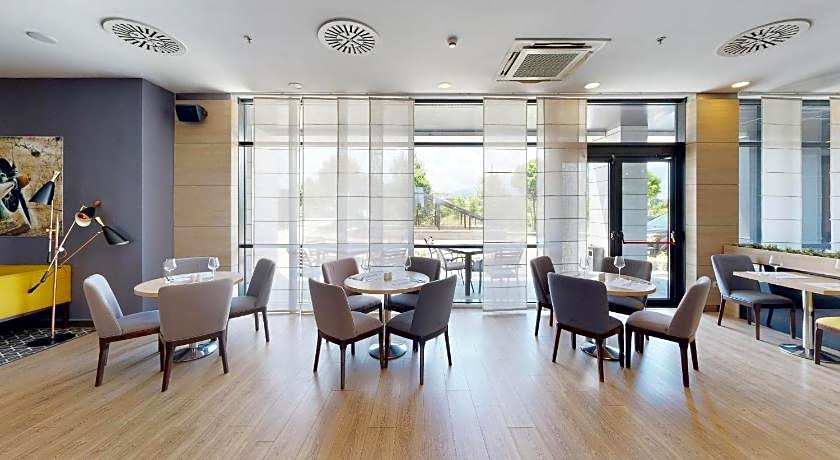 Hotel Premier Sofia Airport