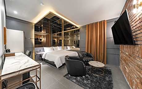 Bundang Jeongja Stay 25 