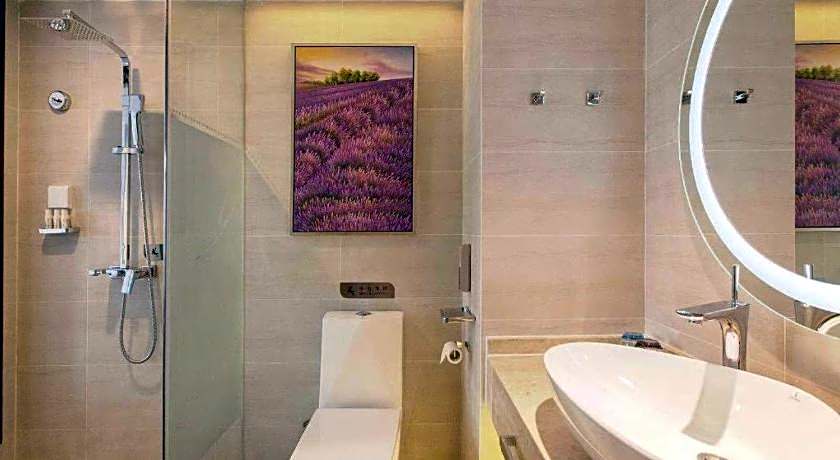 Lavande Hotel Wuhan Jianghan Road Subway Station