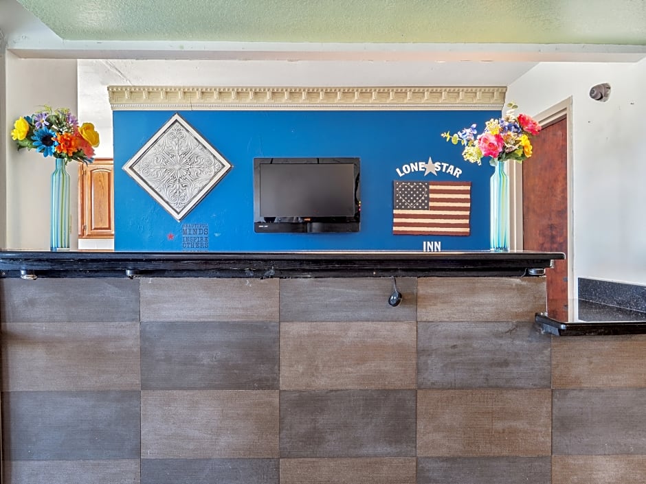 Lonestar Inn & Suites, Erick OK – Hwy 40 BY OYO