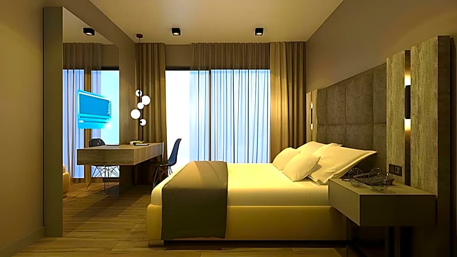 Pasaport Pier Hotel