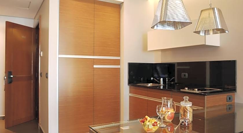 ParkTower Suites