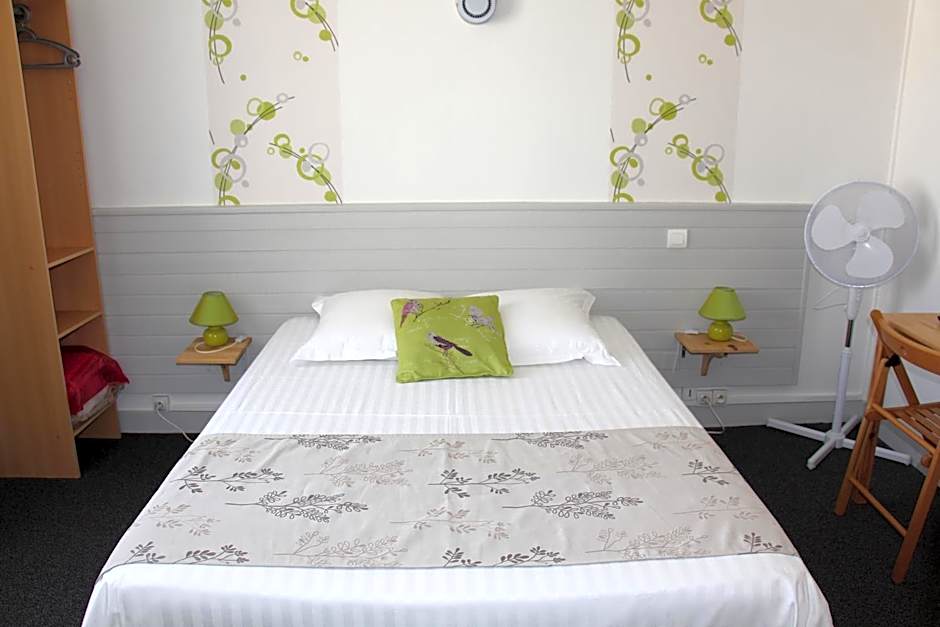 Hotel d Orléans – Angoulême, PA