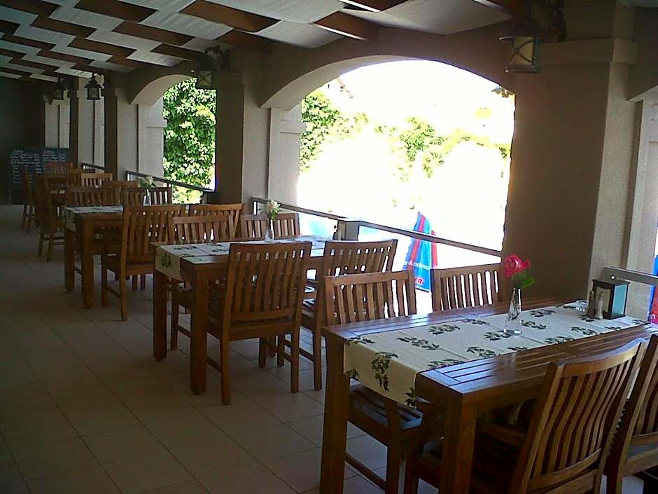 Ant Apart Hotel