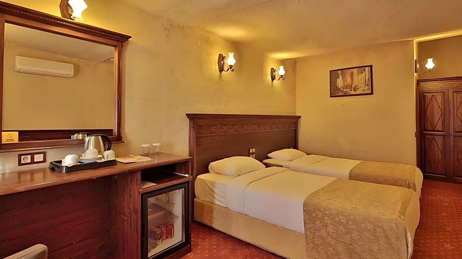 Burcu Cave Hotel