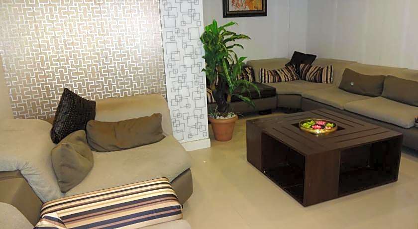 Haywizz Hotel - Port Blair
