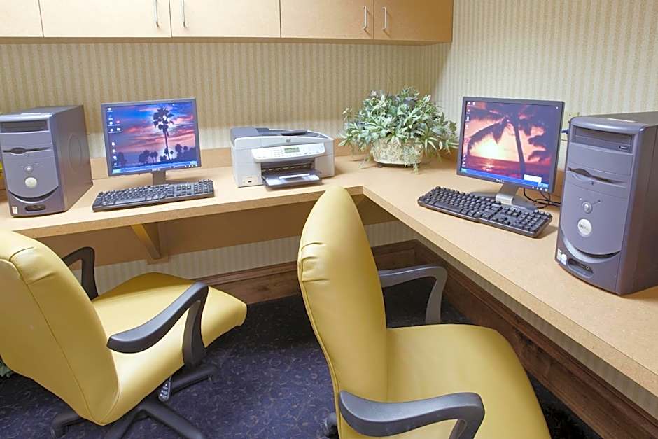 Holiday Inn Express Hotel & Suites Lucedale By IHG