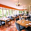 Eslington Manor