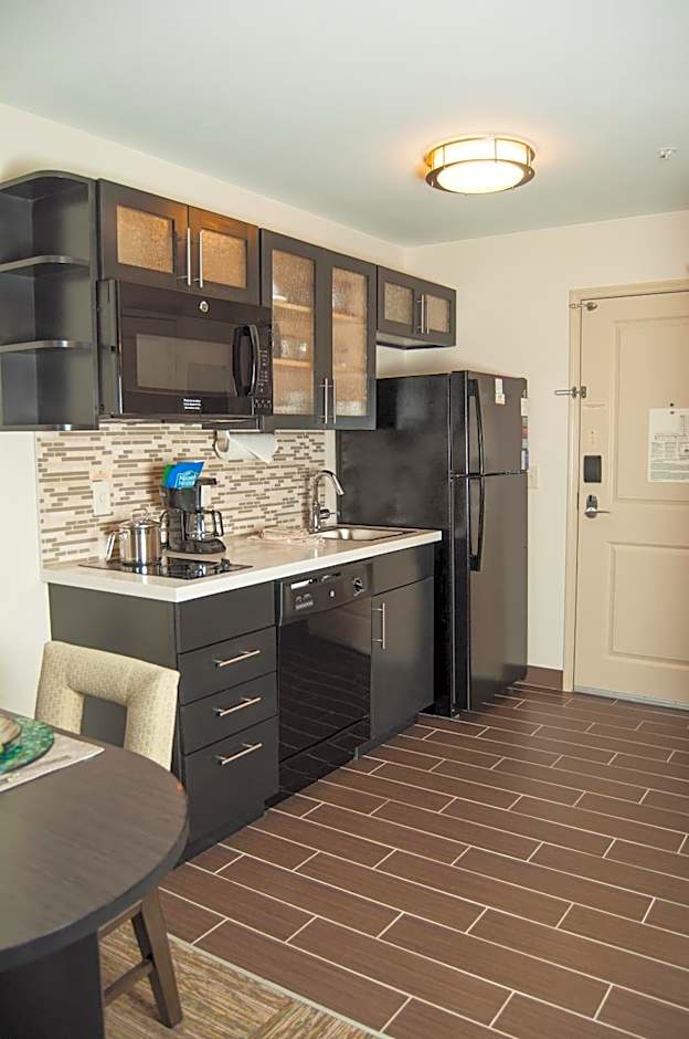 Candlewood Suites Fort Collins By IHG