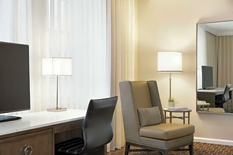 Corner Room with 2 Double Beds