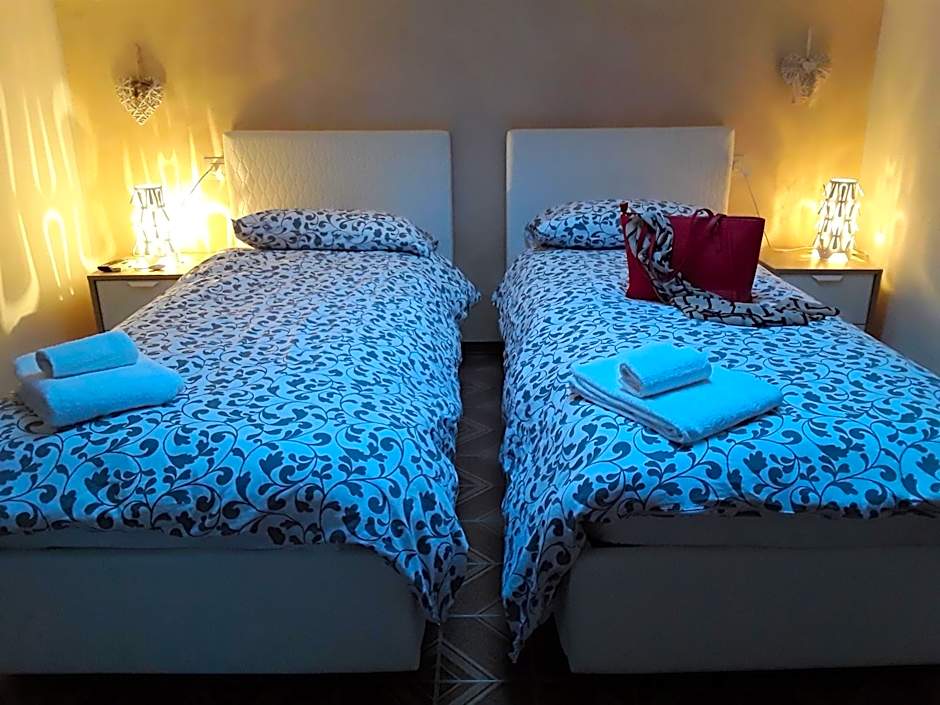 Camere Porto Vecchio con parcheggio a pochi passi dal castello