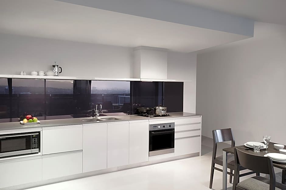 Mantra Circle on Cavill Surfers Paradise