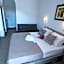 Astri Hotel