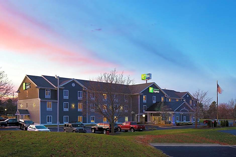 Holiday Inn Express Grand Rapids Southwest By IHG