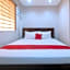 RedDoorz @ Davids Travellers Inn Cavite