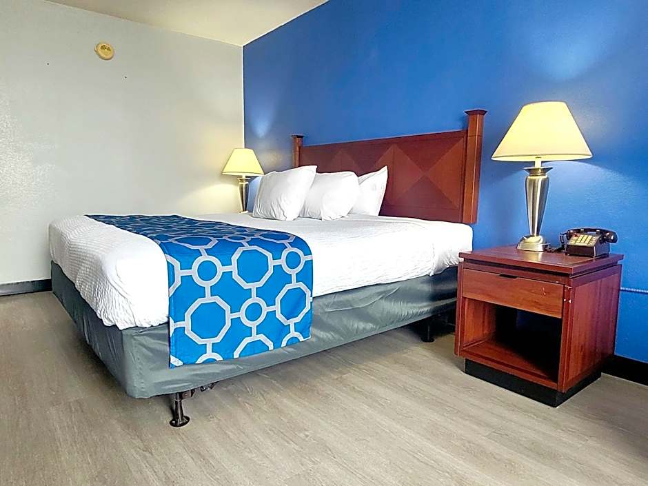 Baymont by Wyndham Hannibal