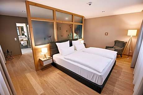Suite with Lake and Abbey View