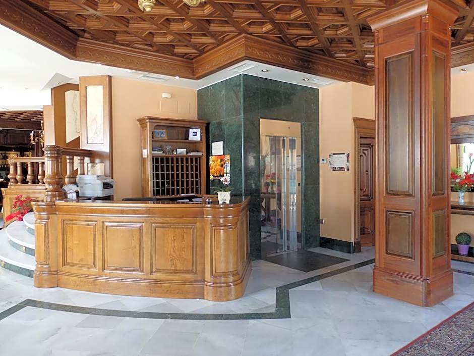 Hotel Aranda