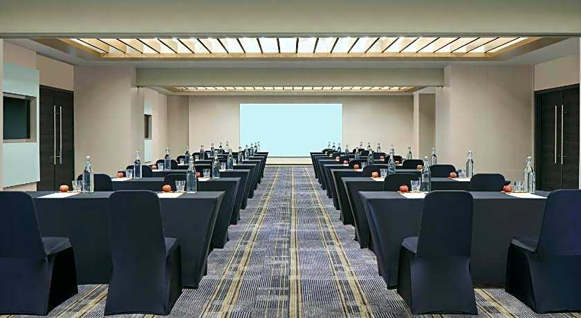 Fairfield by Marriott Bali Kuta Sunset Road