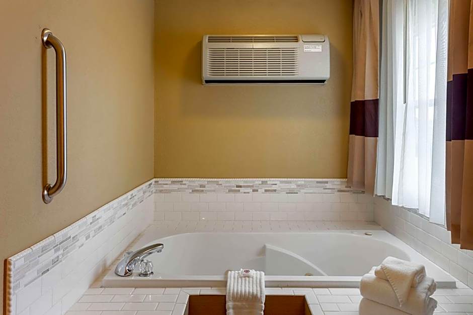 Comfort Inn Marshall Station